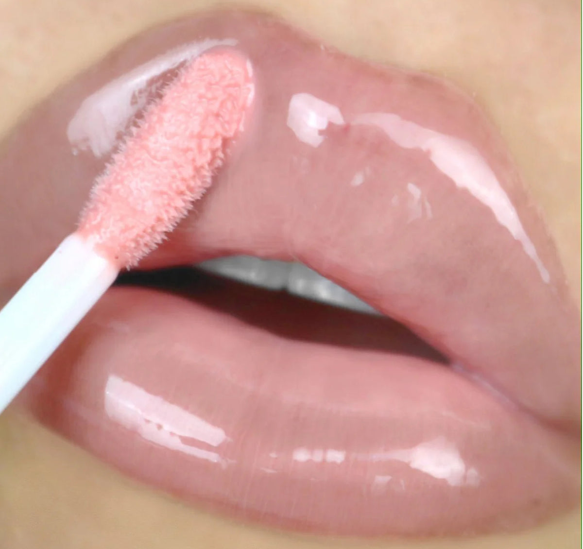 Ultra dazzle lipgloss