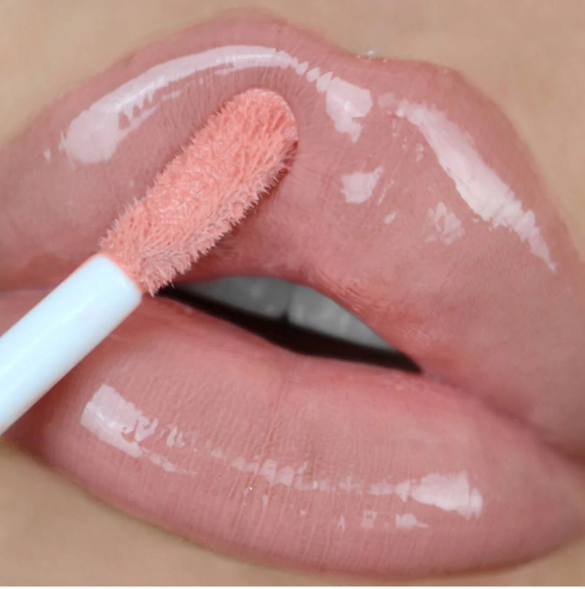 Ultra dazzle lipgloss