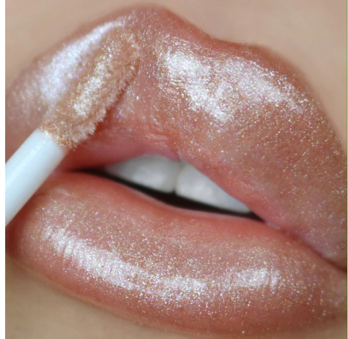 Ultra dazzle lipgloss