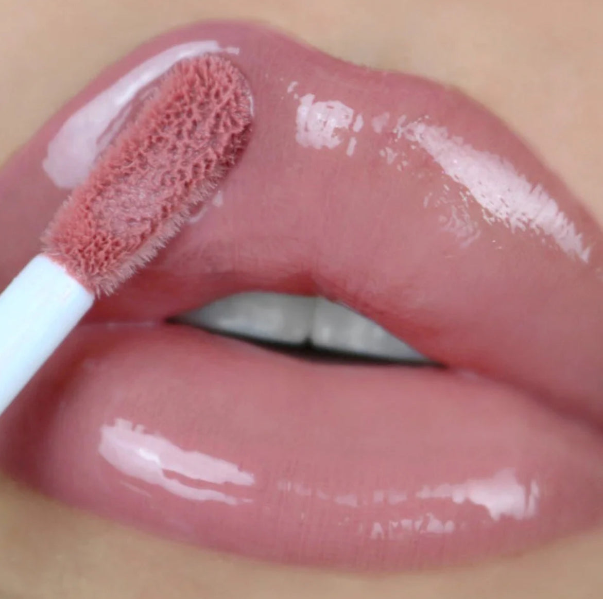 Ultra dazzle lipgloss